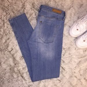 🦋H&M Skinny Jeans🦋